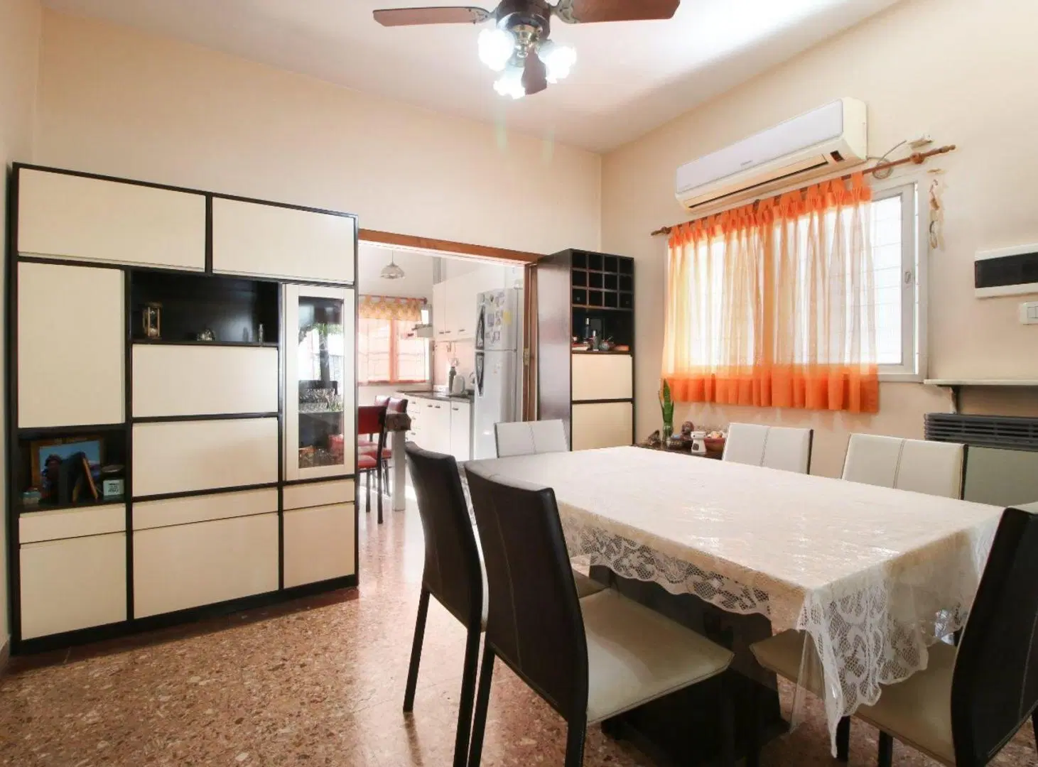 CASA 4 AMBIENTES VENTA RAMOS MEJIA JARDIN QUINCHO 2