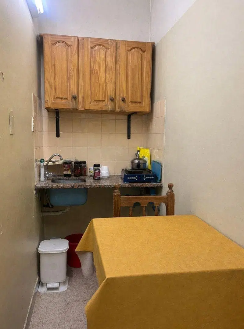 VENTA OFICINA DE 3 AMBIENTES MONSERRAT 8