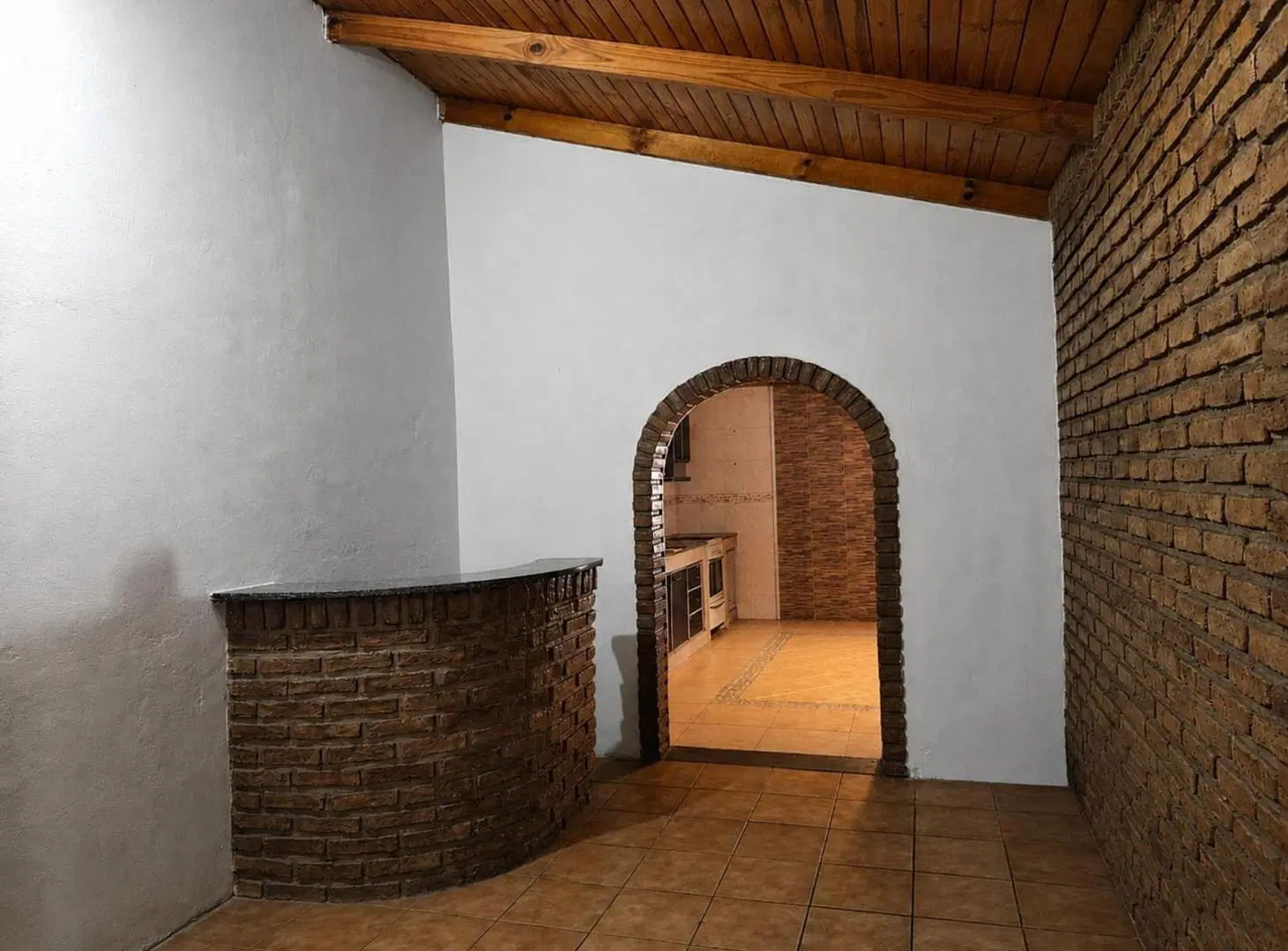 CASA 4 AMBIENTES VENTA MATADEROS GARAGE PATIO 4