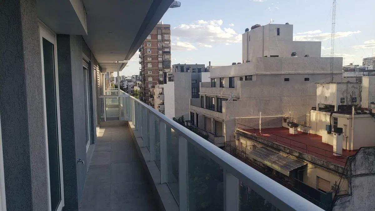 DEPARTAMENTO 4 AMBIENTES VENTA FLORES COCHERA 2