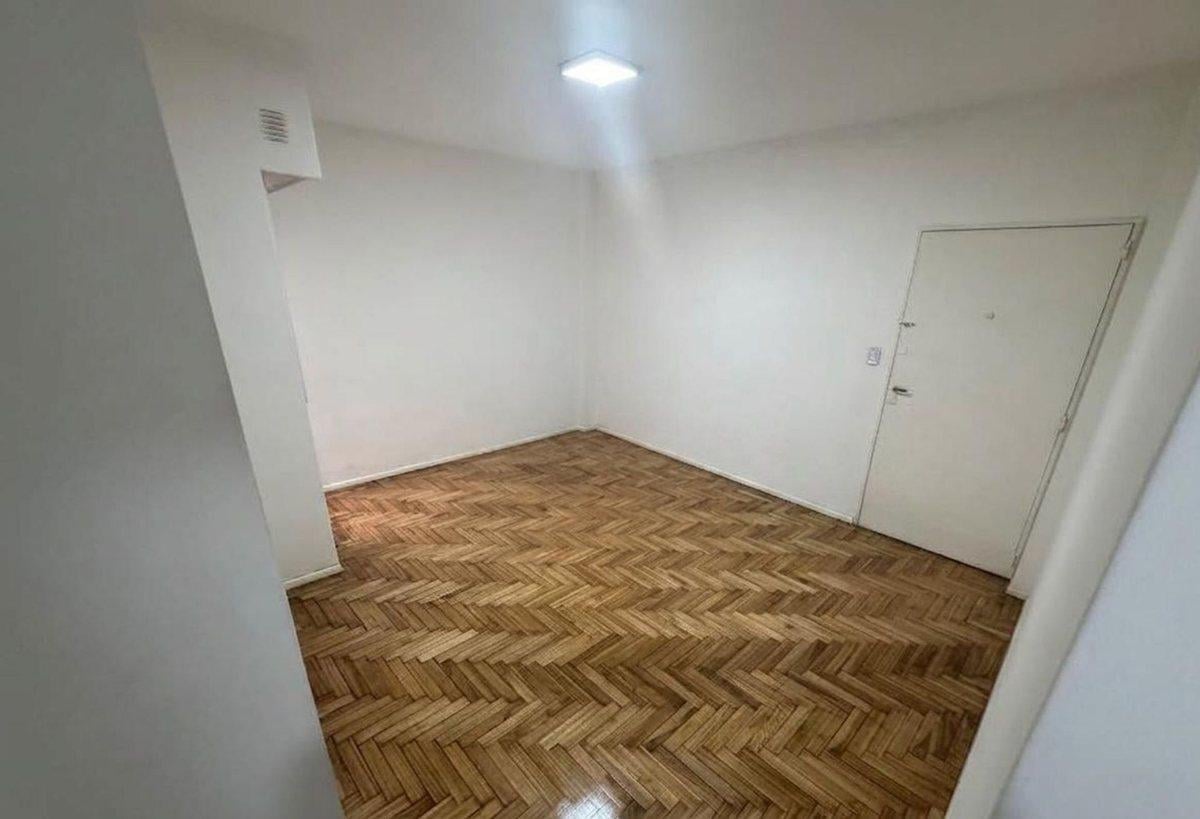 Venta departamento 2 ambientes Las cañitas