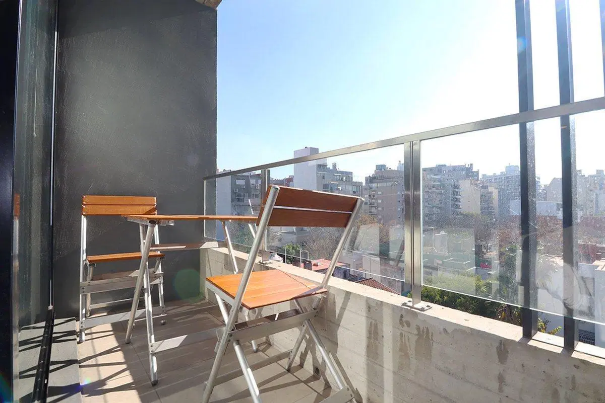 DEPARTAMENTO 1 AMBIENTE ALQUILER ALMAGRO BALCON 4