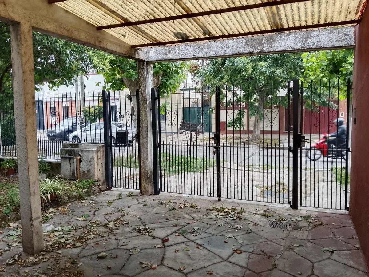 VENTA LOTE CON 3 VIVIENDAS SARANDÍ. TERRAZA JARDIN 2
