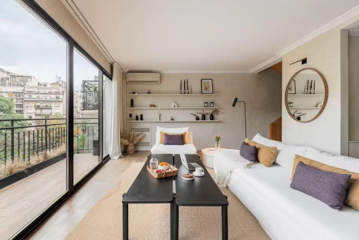 DEPARTAMENTO DUPLEX EN VENTA RECOLETA 4 AMBIENTES 4