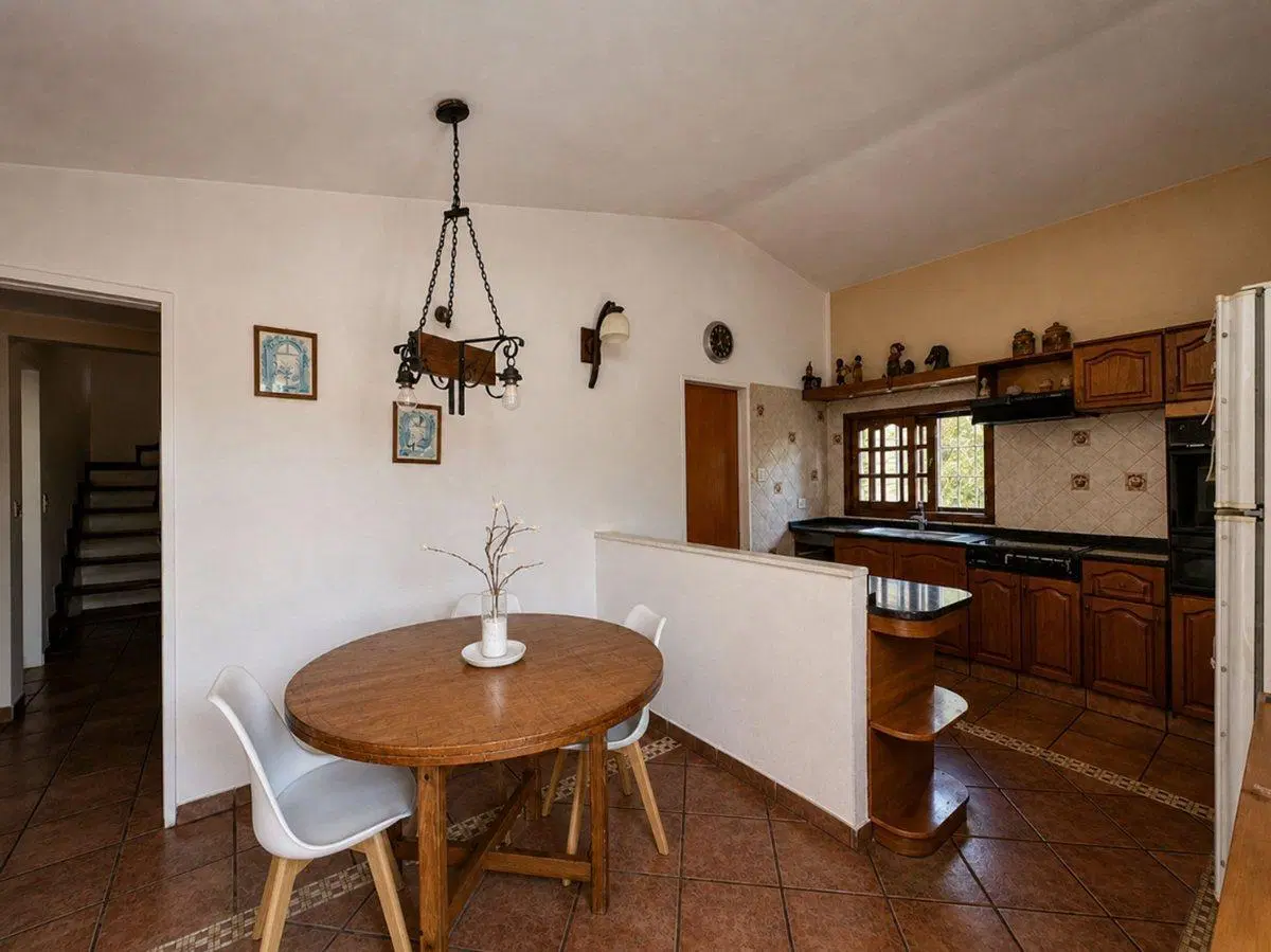 CASA 4 AMBIENTES VENTA VILLA DE MAYO PILETA 2000m2 5