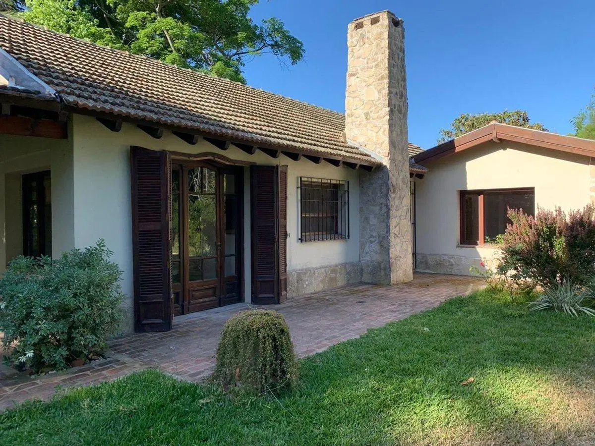 CASA QUINTA VENTA ESCOBAR 3 AMBIENTES CON PISCINA 4