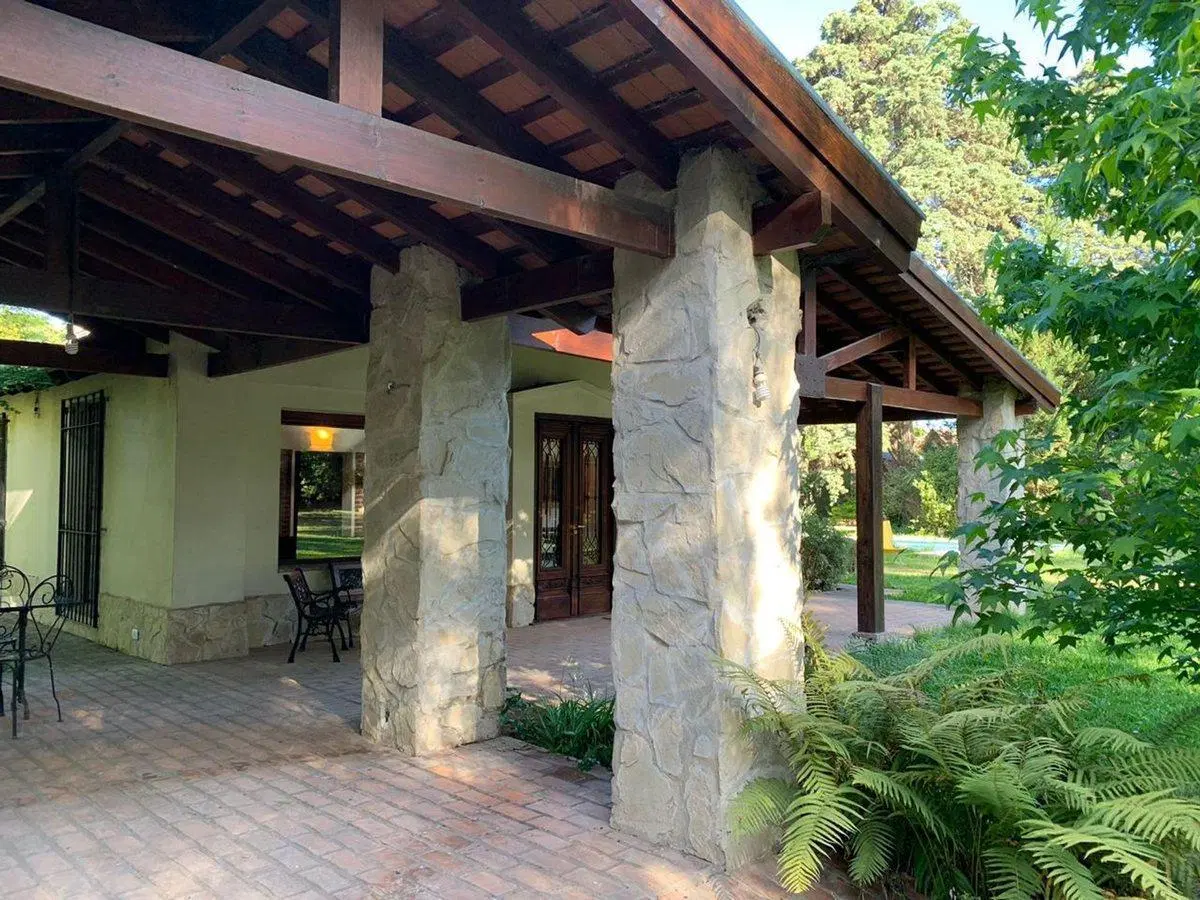 CASA QUINTA VENTA ESCOBAR 3 AMBIENTES CON PISCINA 3