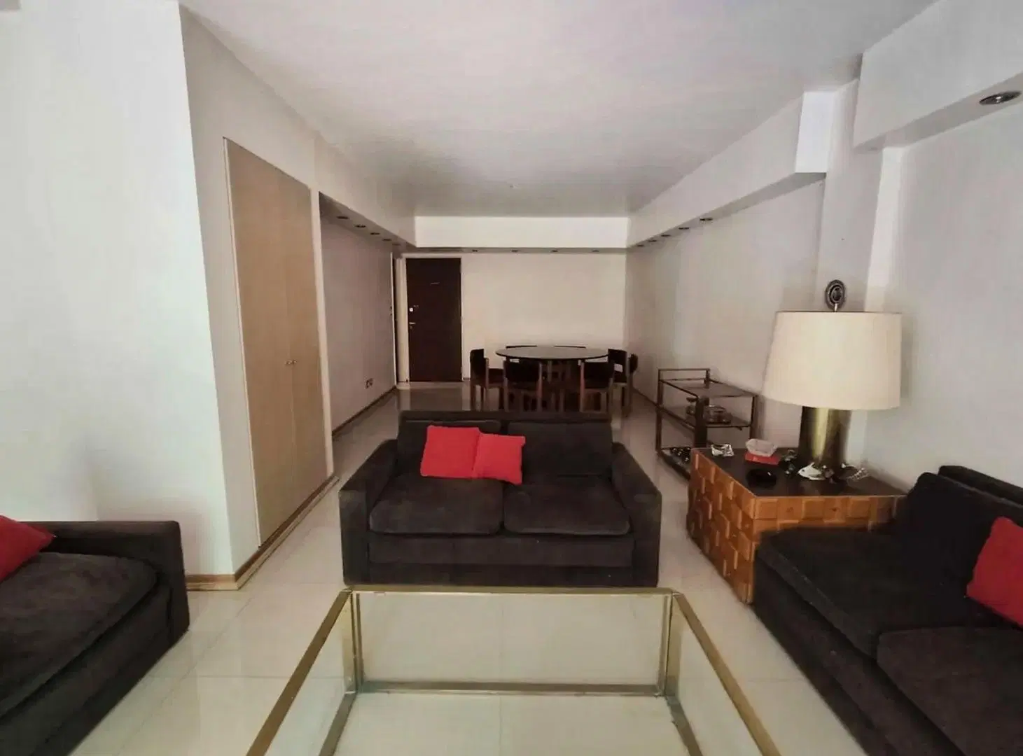 DEPARTAMENTO VENTA FLORES 4 AMBIENTES COCHERA DEP 2