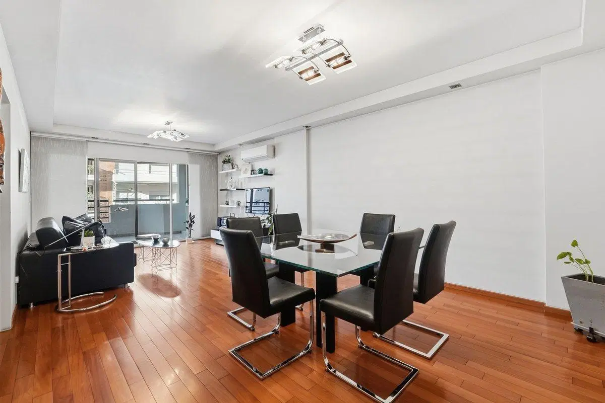 DEPARTAMENTO 4 AMBIENTES VENTA CABALLITO COCHERA 2