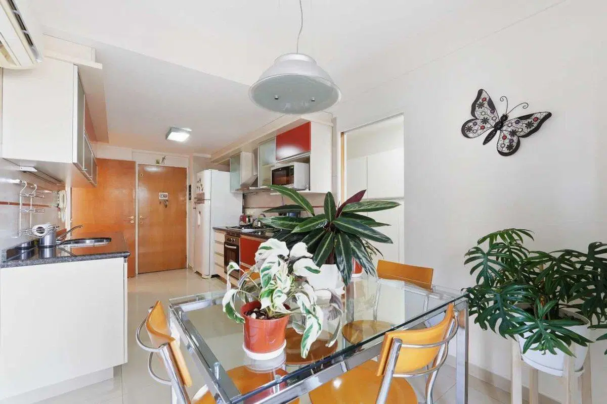 DEPARTAMENTO 4 AMBIENTES VENTA CABALLITO COCHERA 5