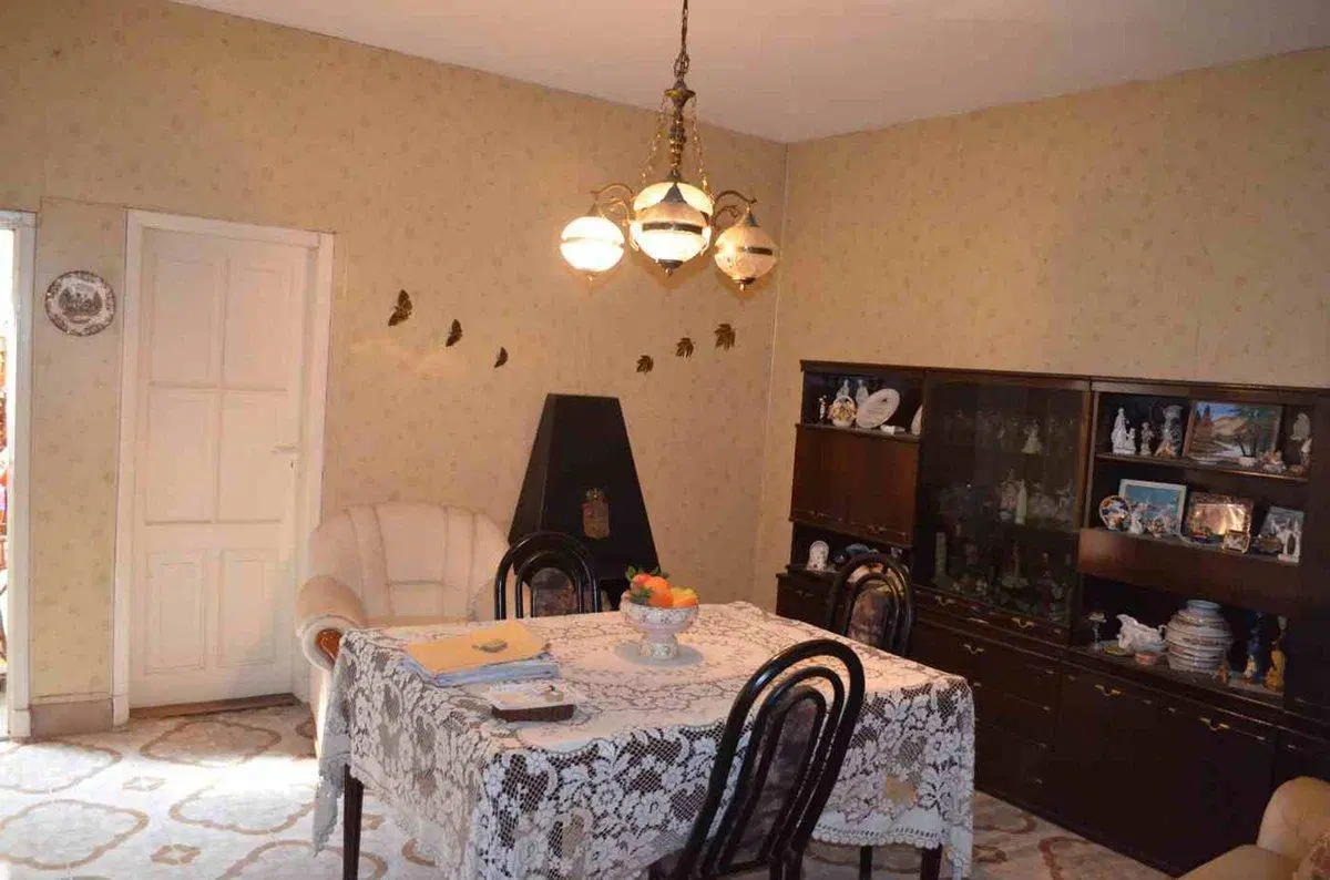 Casa 6 Ambientes Venta en Valentín Alsina . 4