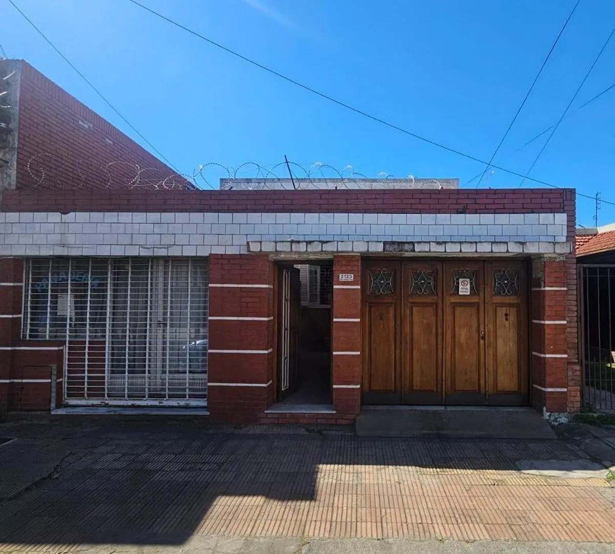 Casa 6 Ambientes Venta en Valentín Alsina . 2