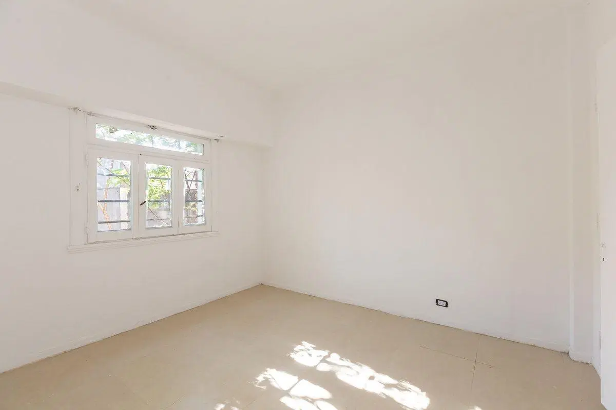 VENTA DEPARTAMENTO 3 AMBIENTES FLORES AMPLIO 5