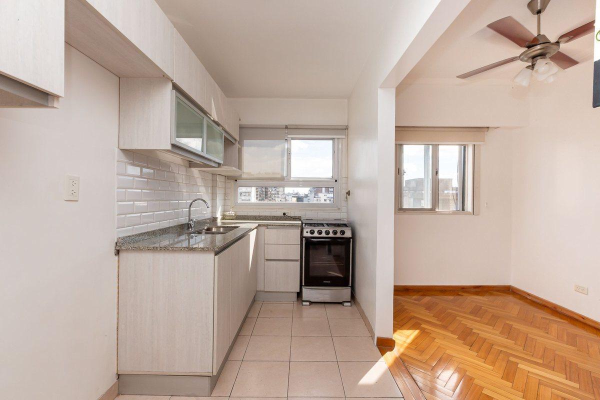 Foto de DEPARTAMENTO VENTA 3 AMBIENTES BALVANERA RECICLADO, imagen 3