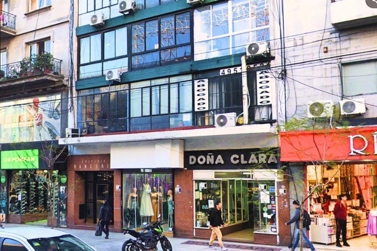 VENTA OFICINA COMERCIAL EN ONCE CABA 3