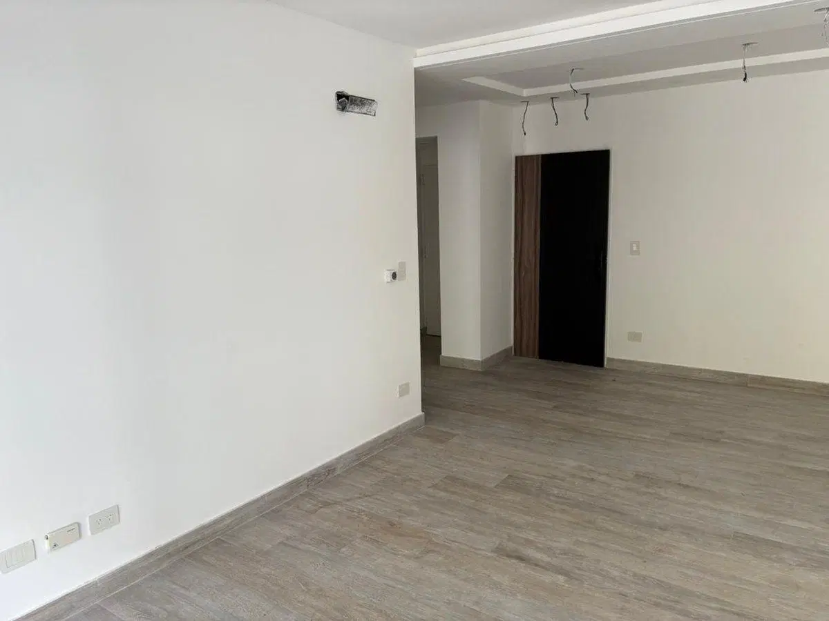 DEPARTAMENTO 3 AMBIENTES VENTA FLORES COCHERA 2