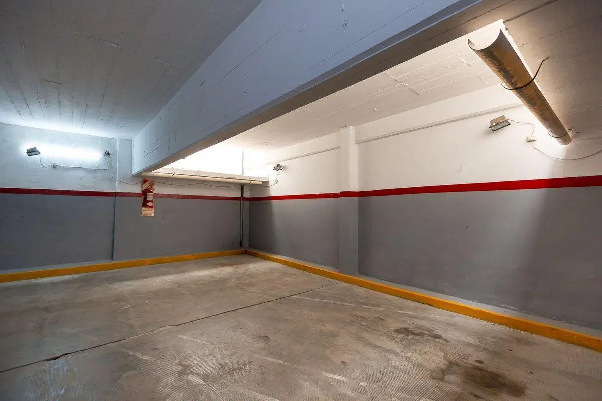 VENTA COCHERA DOBLE CUBIERTA FIJA EN VILLA URQUIZA 2