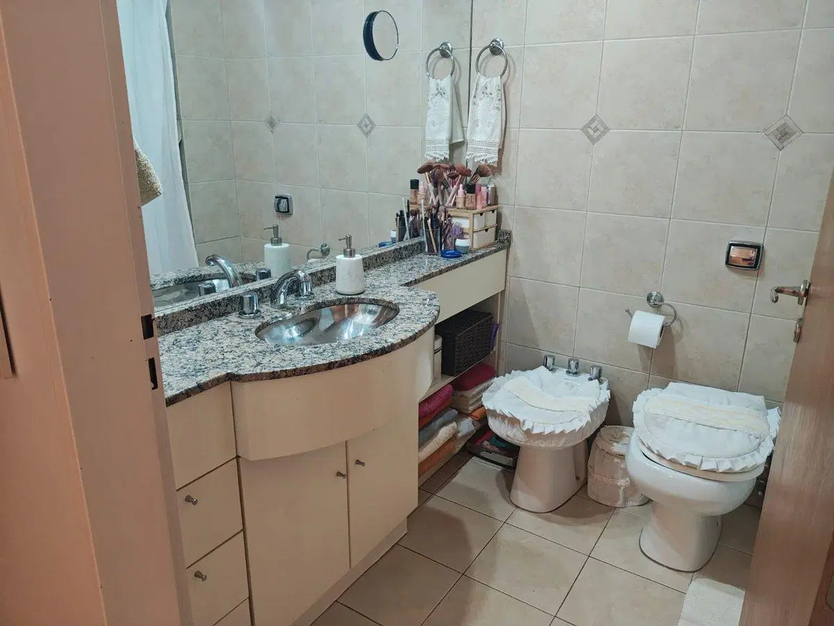 DEPARTAMENTO 2 AMBIENTES VENTA CABALLITO FRENTE 5