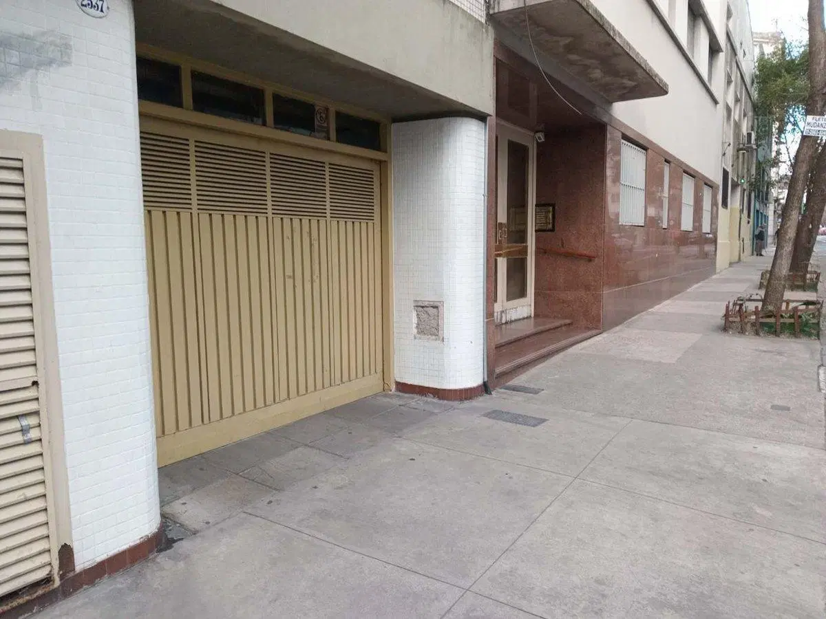 VENTA COCHERA CUBIERTA FIJA BALVANERA 6