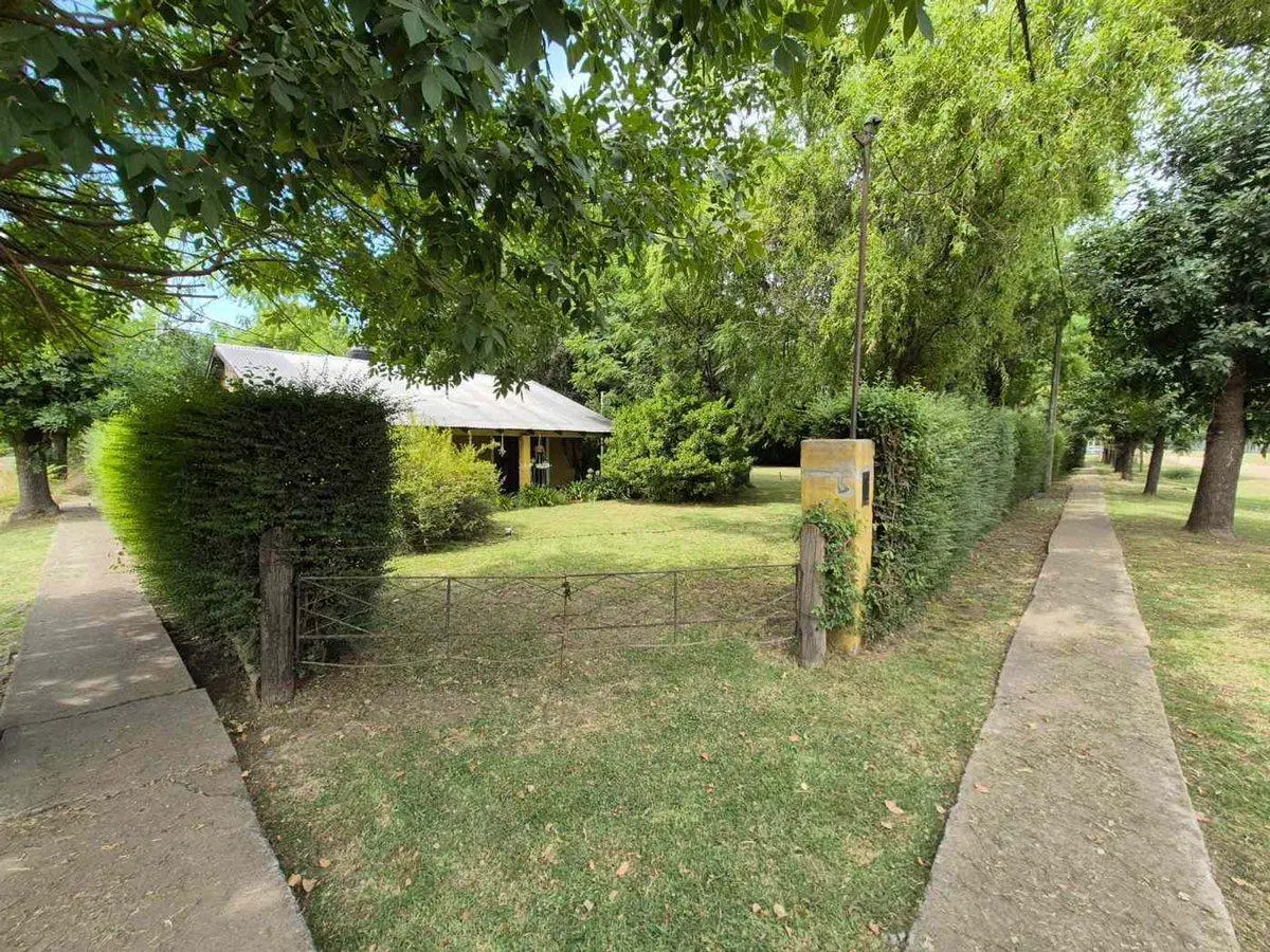 Casa Quinta 3 Ambientes VENTA Lobos Parque Permuta 4
