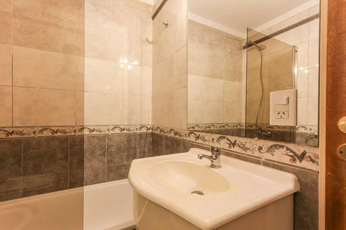 DEPARTAMENTO 2 AMBIENTES VENTA CABALLITO COCHERA 4