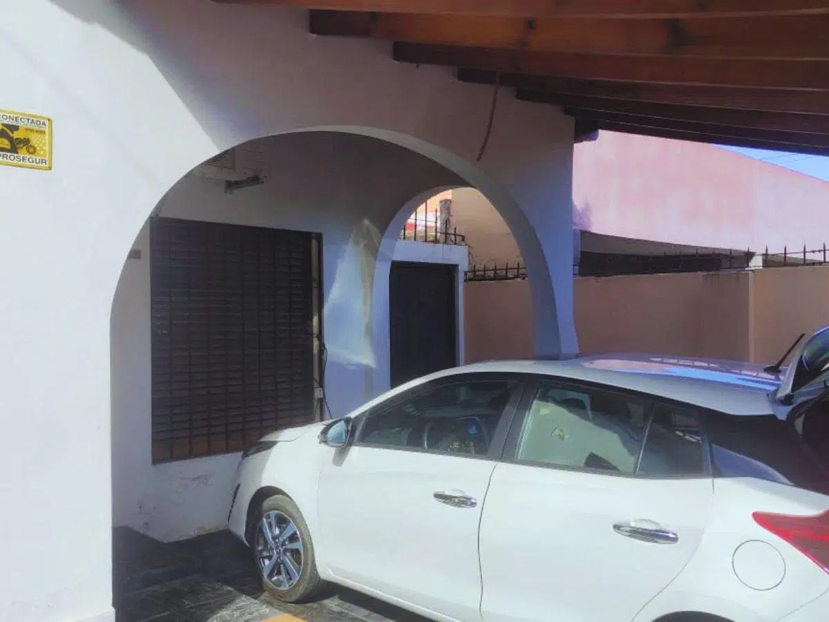 VENTA CASA 4 AMBIENTES VILLA DOMINICO 4