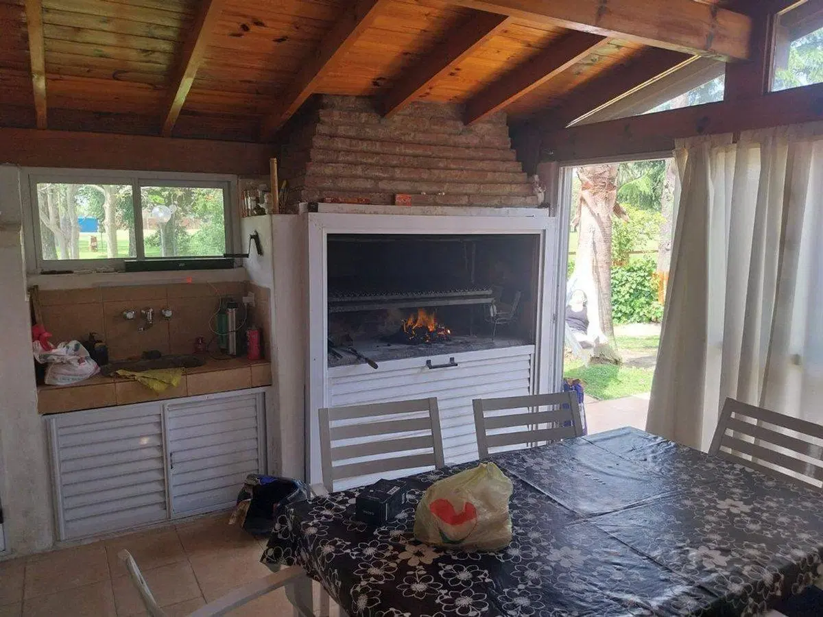 Venta Casa 3 ambientes CSIS Monte Grande 2