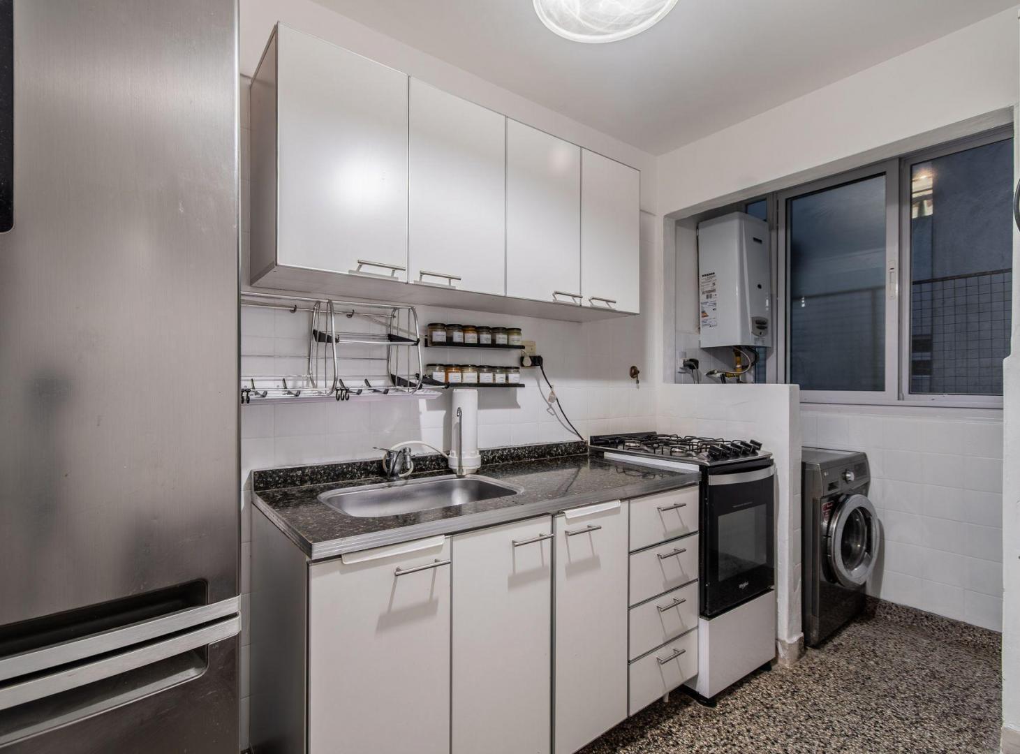 Foto de VENTA DEPARTAMENTO 3 AMBIENTES CON BAULERA PALERMO, imagen 5