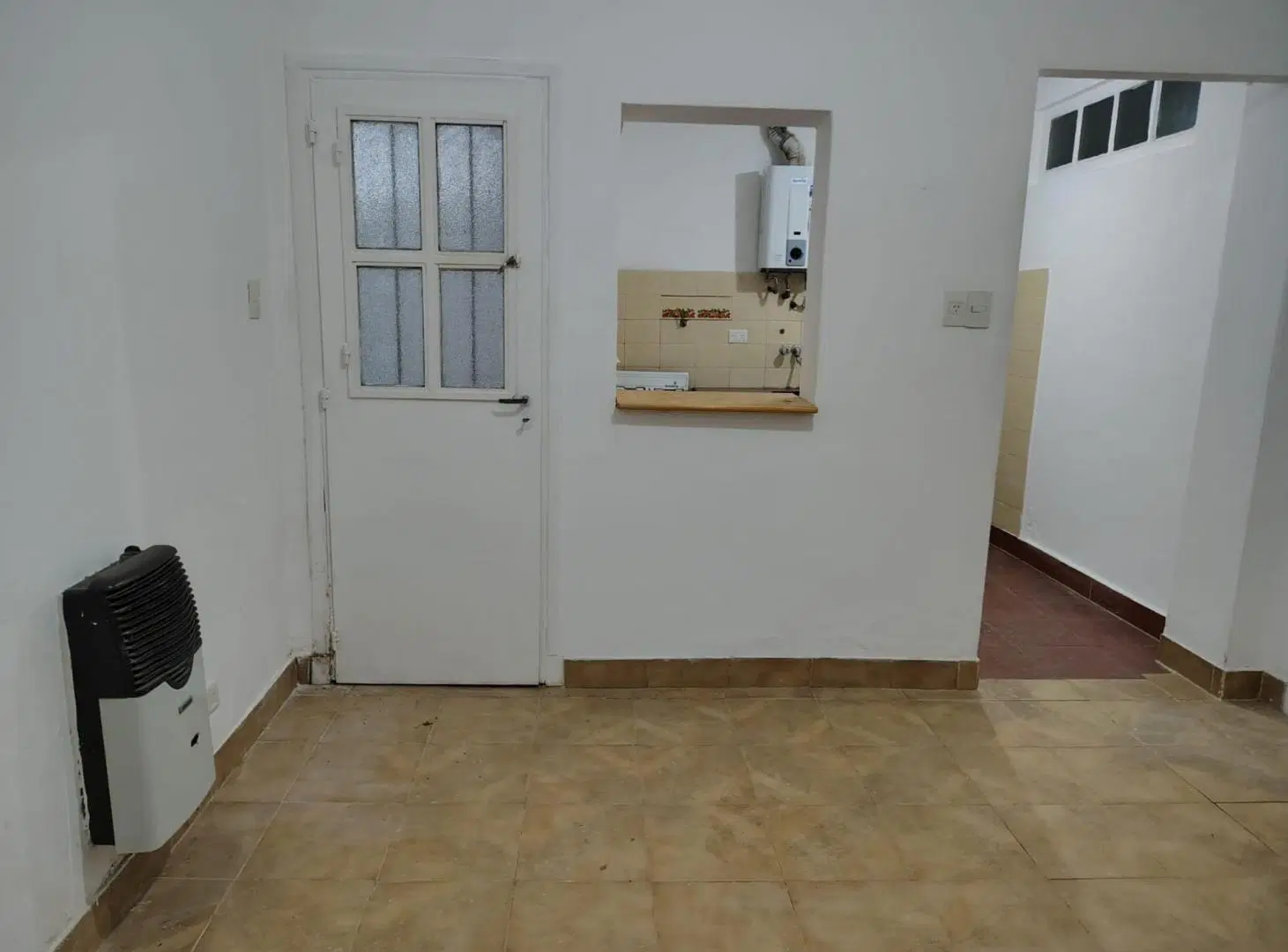 DEPARTAMENTO 2 AMBIENTES PATIO EN ALQUILER OLIVOS 5