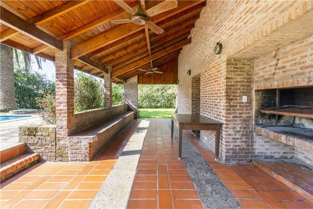 Quinta 6 ambientes venta Pilar 4