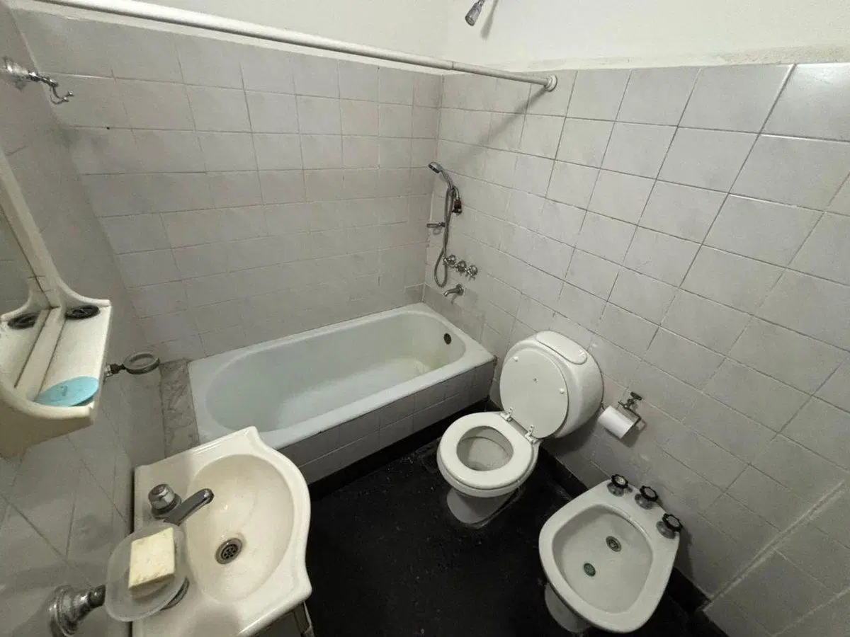 VENTA DEPARTAMENTO 2 AMBIENTES BARRACAS 4