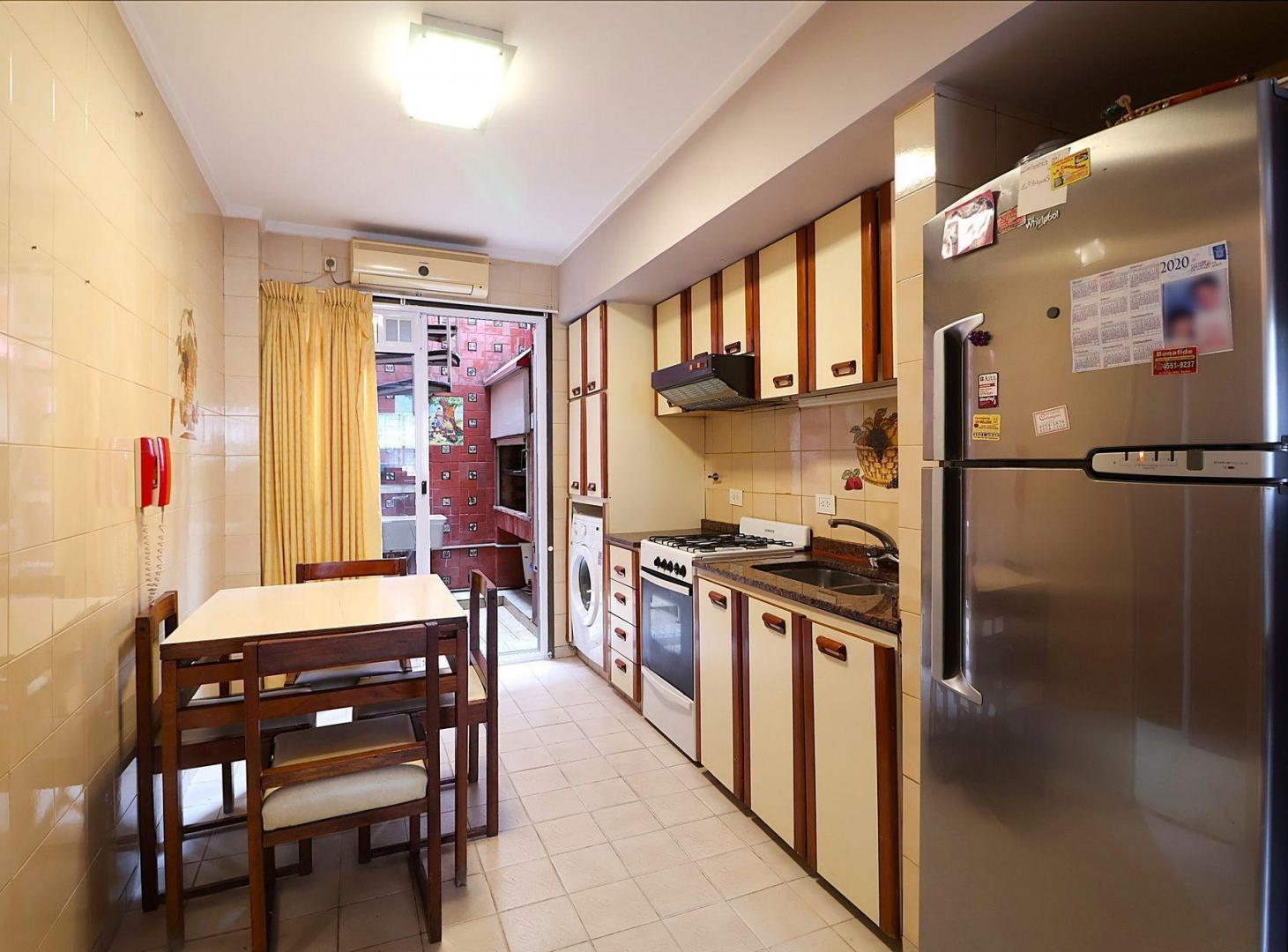 Foto de venta ph 4 ambientes colegiales pb frente cochera, imagen 3