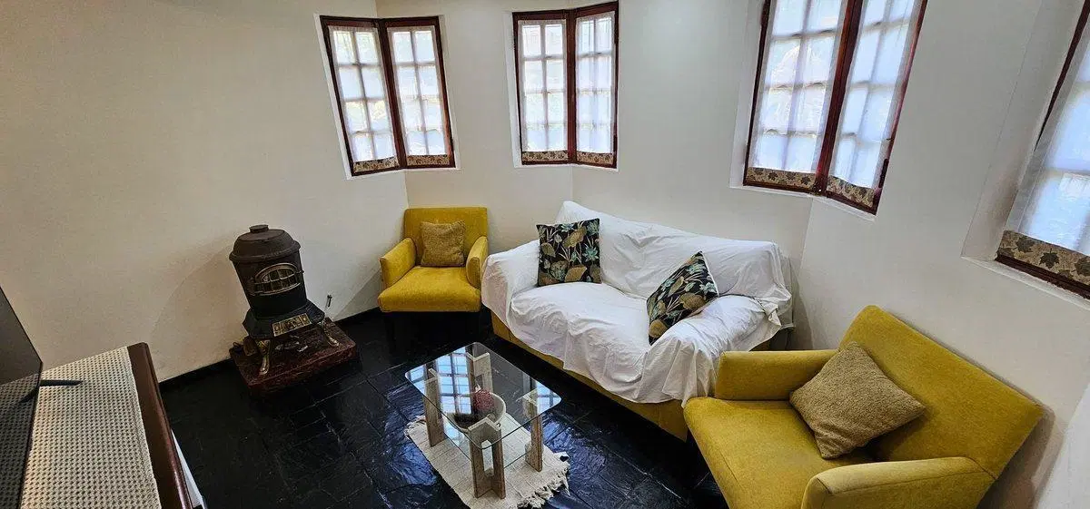 CASA VENTA HURLINGHAM 4 AMBIENTES PILETA JARDIN 3