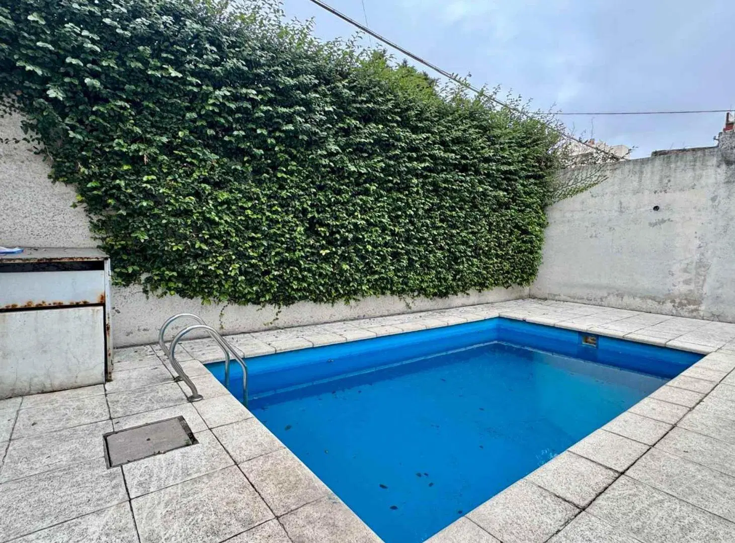 VENTA DEPARTAMENTO MONOAMBIENTE FLORES COCHERA 8