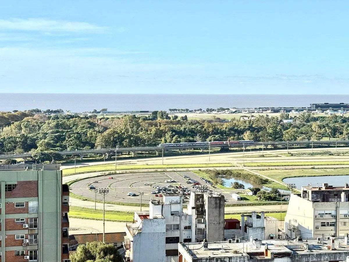 Departamento de 4 Ambientes en Venta en Cañitas 3