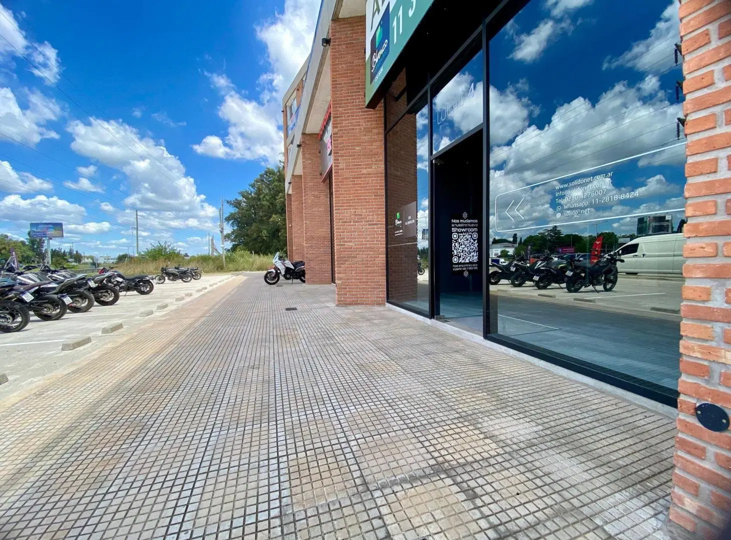 Local alquiler Panamericana 100mt2 entrepiso Pilar 5