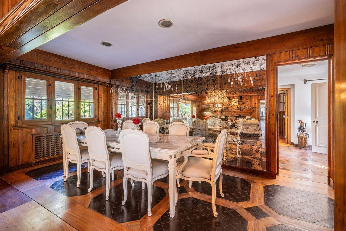 Foto de Casa 6 ambientes en venta en Escobar con pileta, imagen 1