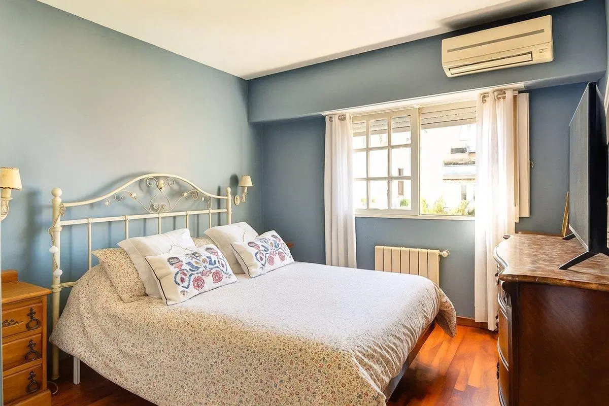 VENTA CASA DUPLEX OLIVOS 5 AMBIENTES PILETA JARDIN 8