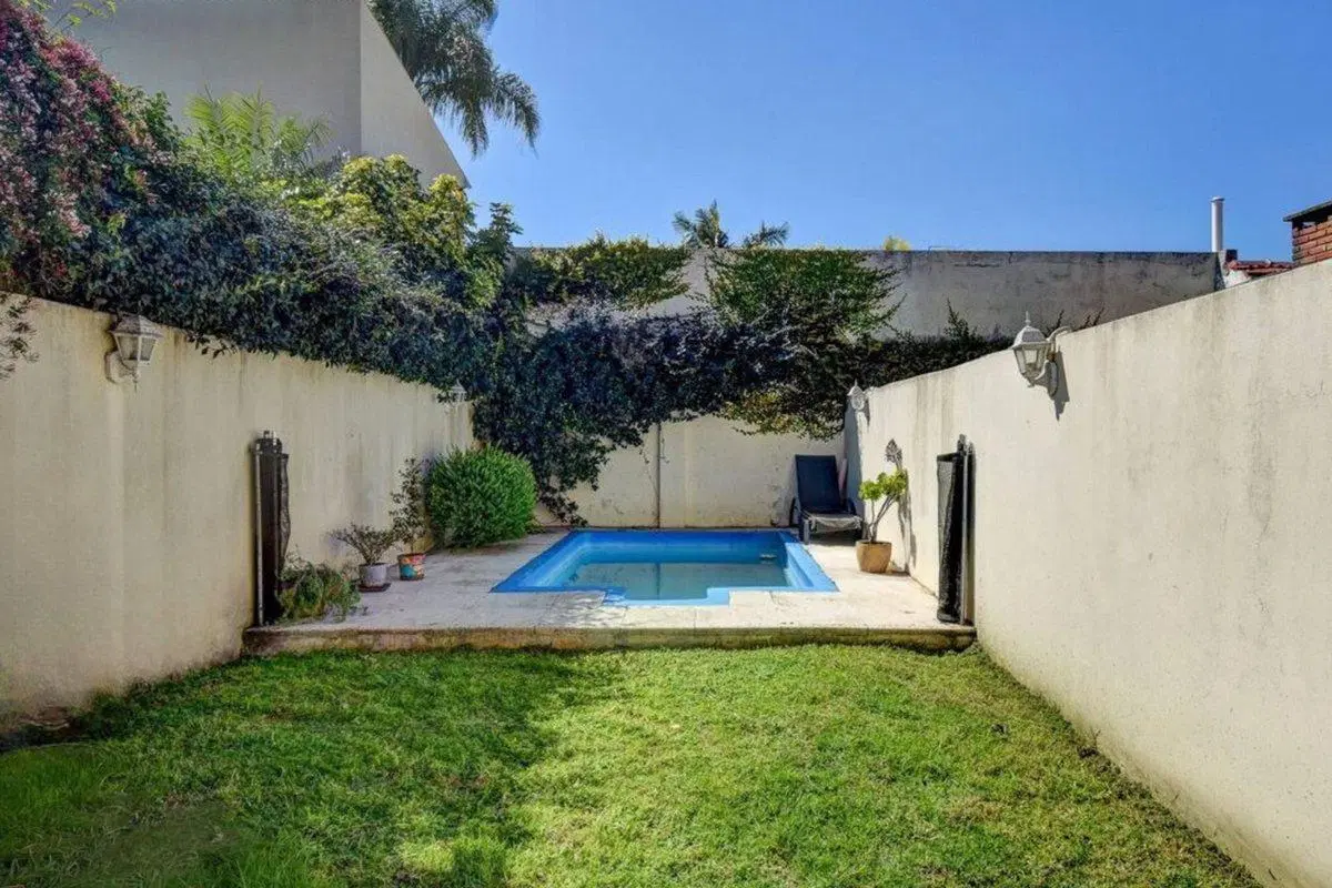 VENTA CASA DUPLEX OLIVOS 5 AMBIENTES PILETA JARDIN 5
