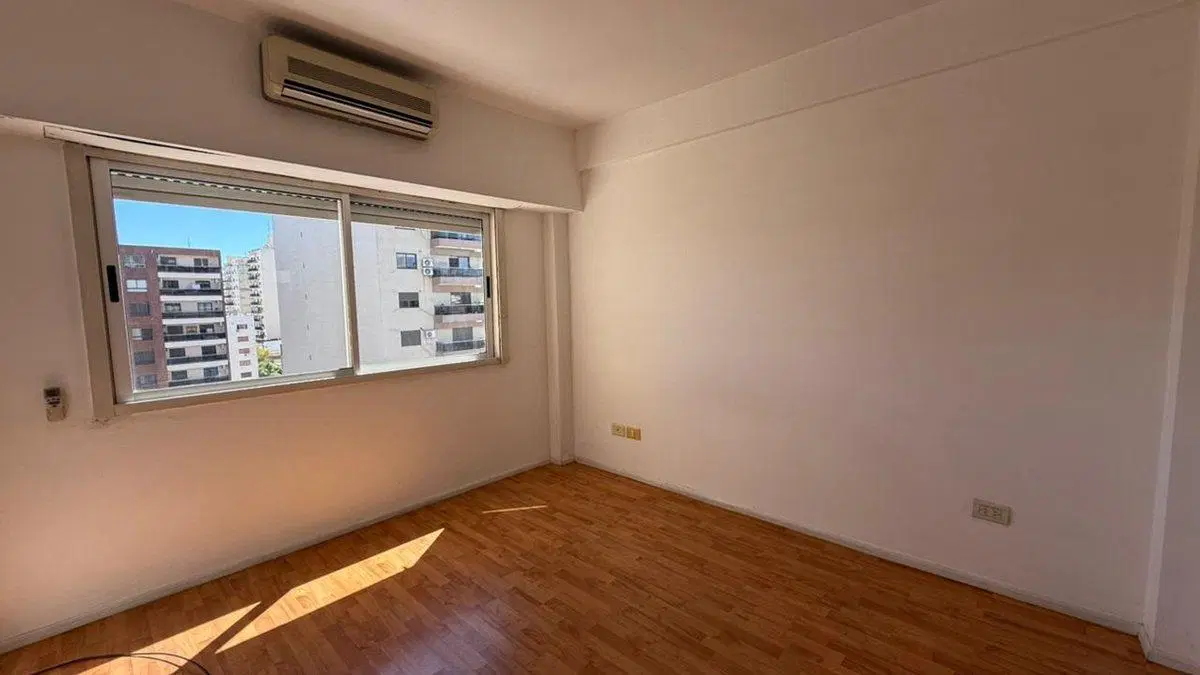 DEPARTAMENTO 2 AMBIENTES VENTA AVELLANEDA BALCON 8