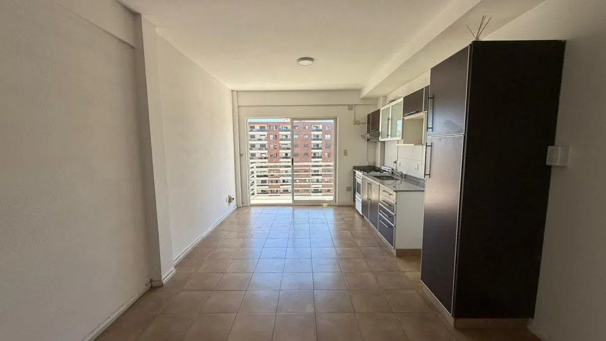 DEPARTAMENTO 2 AMBIENTES VENTA AVELLANEDA BALCON 5