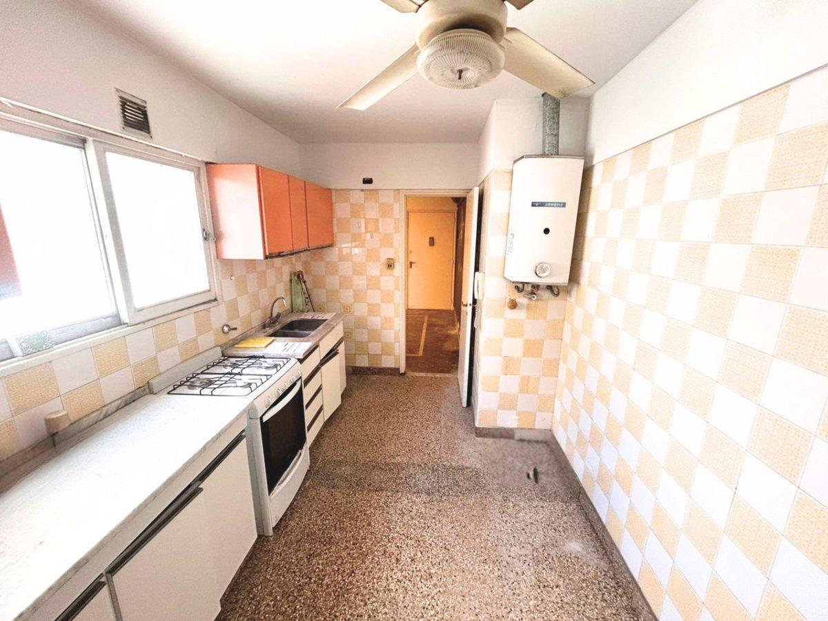 Foto de VENTA DEPARTAMENTO 3 AMBIENTES VILLA DEL PARQUE, imagen 2
