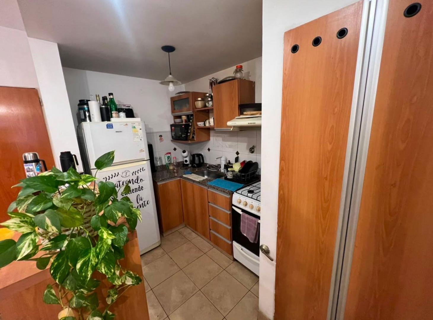 Foto de DEPARTAMENTO 2 AMBIENTES VENTA MONSERRAT COCHERA, imagen 4