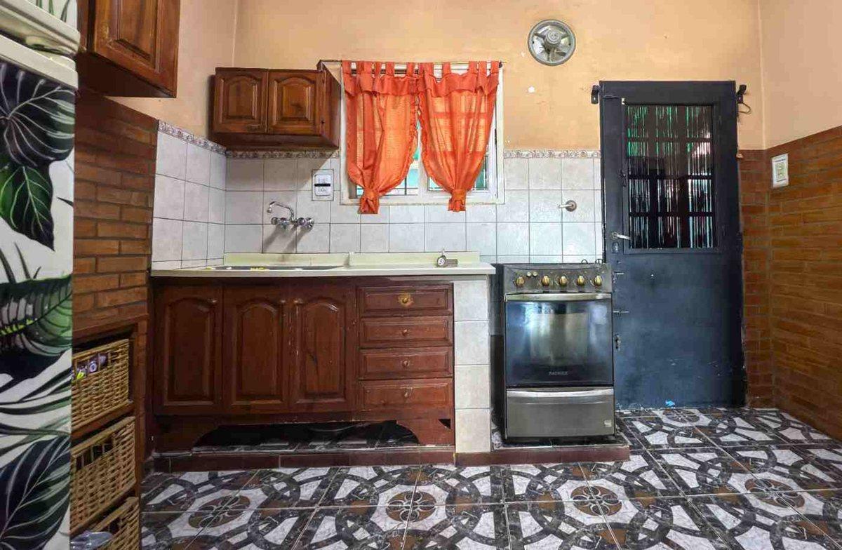 Foto de VENTA CASA 4 AMBIENTES VILLA BALLESTER, imagen 1