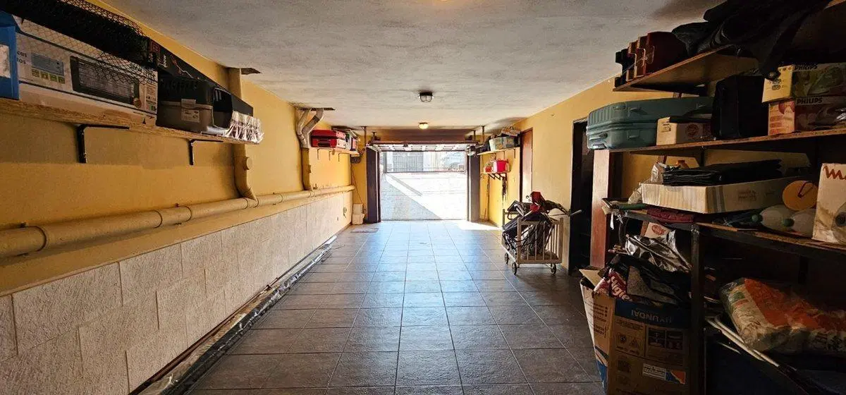 CASA VENTA 4 AMBIENTES BERNAL OESTE PILETA QUINCHO 5