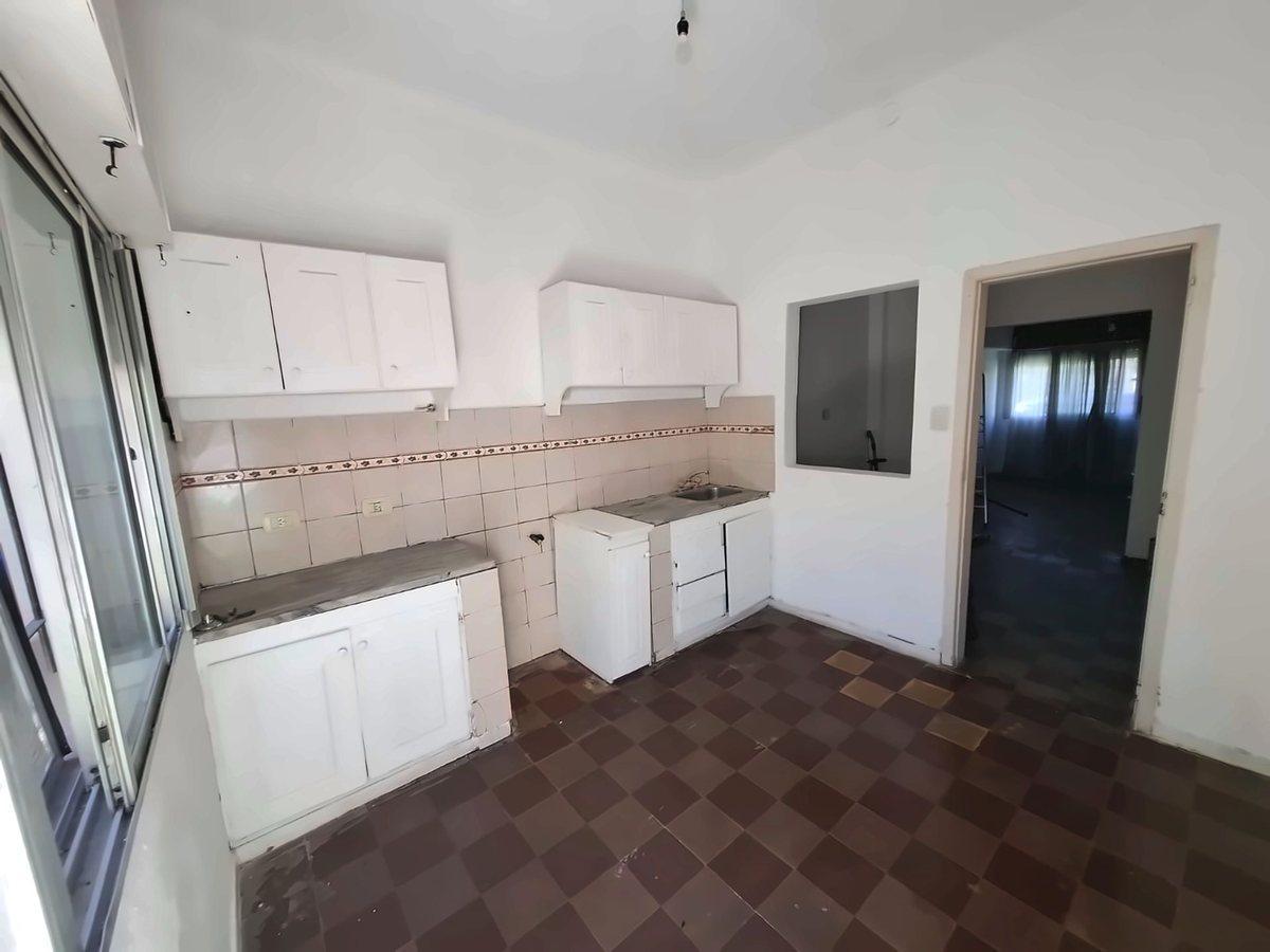 Foto de VENTA CASA CON LOCAL TERRAZA Y PATIO BANFIELD, imagen 5