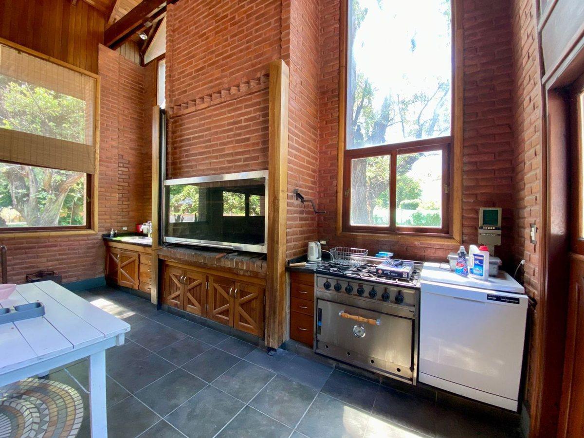 Foto de VENTA CASA 6 AMBIENTES EZEIZA BARRIO LINKS, imagen 3