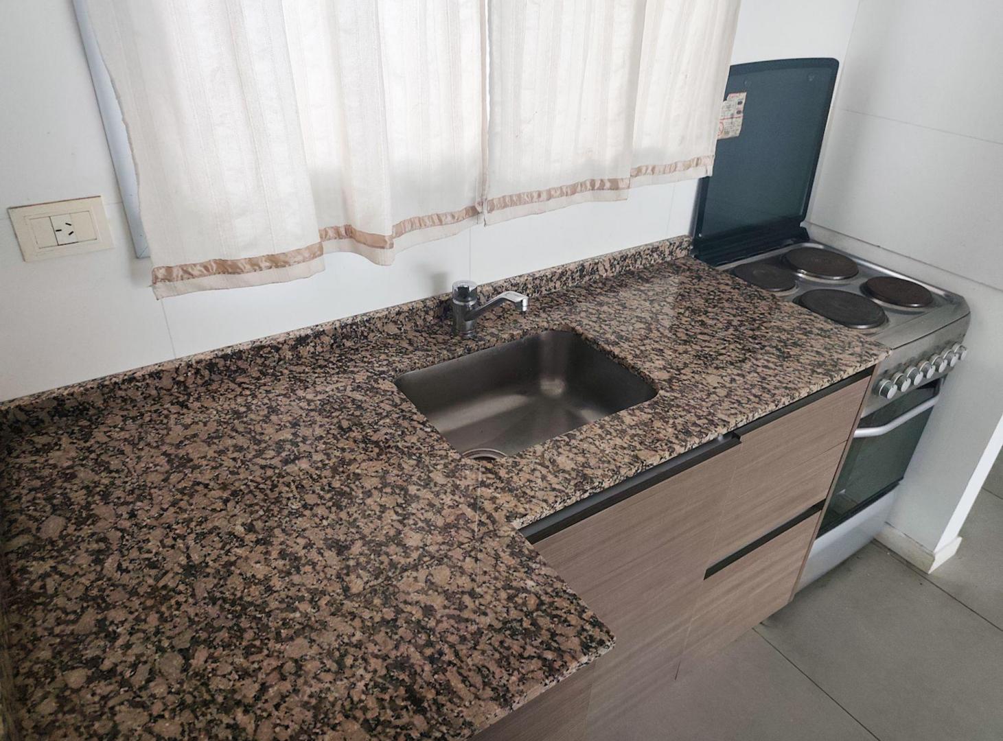 Foto de DEPARTAMENTO ALQUILER MONOAMBIENTE FLORESTA BALCON, imagen 4
