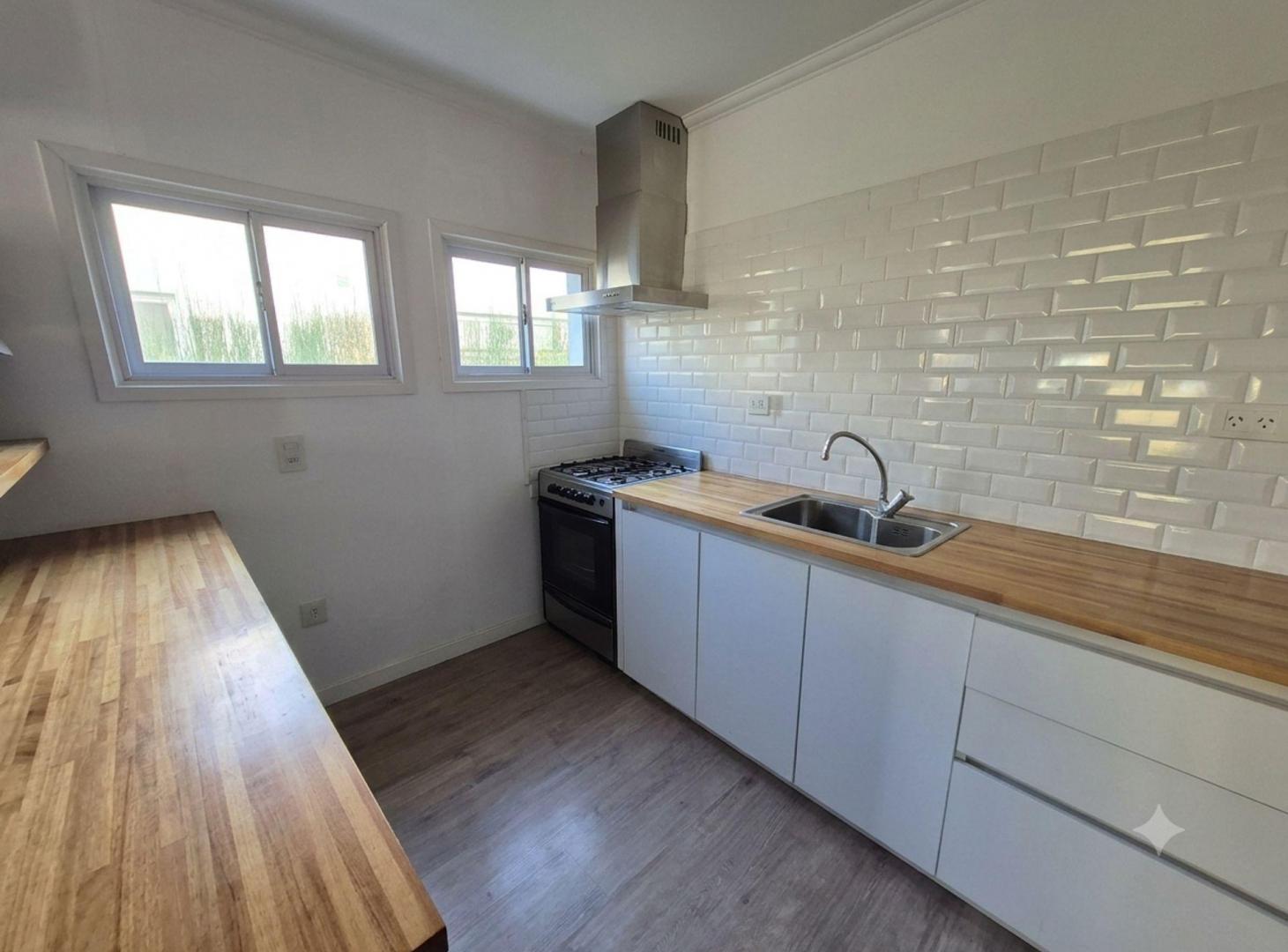Foto de Casa 4 Ambientes VENTA Pilar San Eduardo Pileta, imagen 2