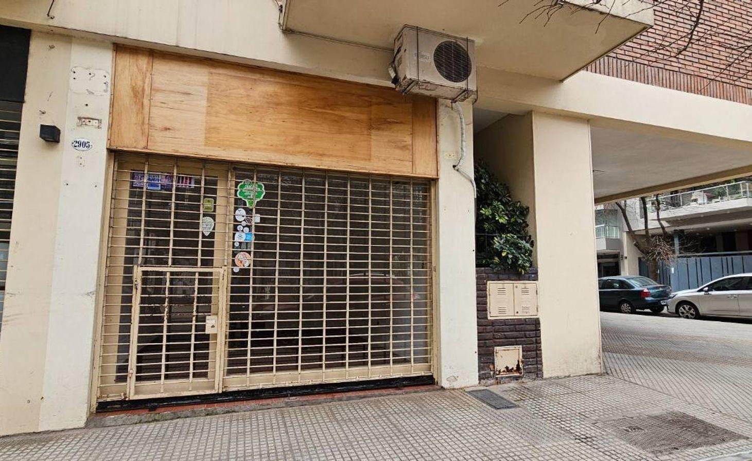 Foto de ALQUILER LOCAL COMERCIAL NÚÑEZ EXCELENTE UBICACION, imagen 1